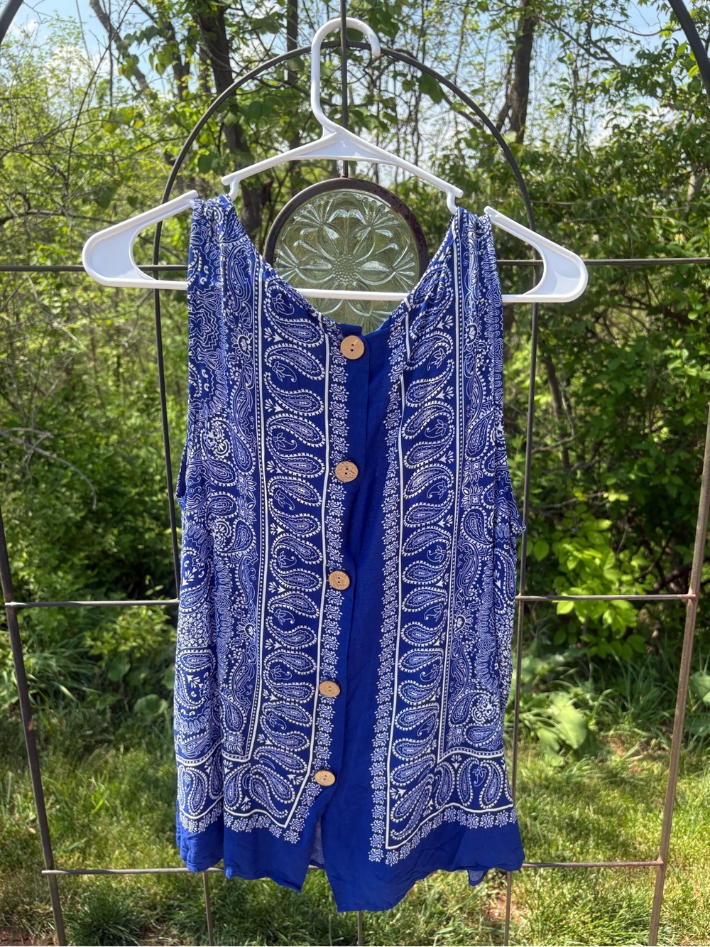 Soiree Blue Paisley Print Sleeveless Women Medium Blouse Handkerchief Sleeveless - Picture 7 of 15